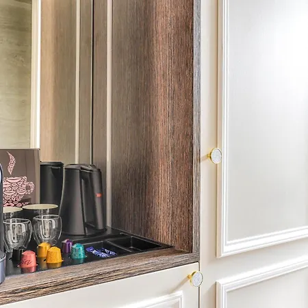 Luxury And Design Invalides * Paris