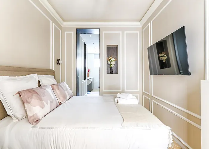 Luxury And Design Invalides * Paris