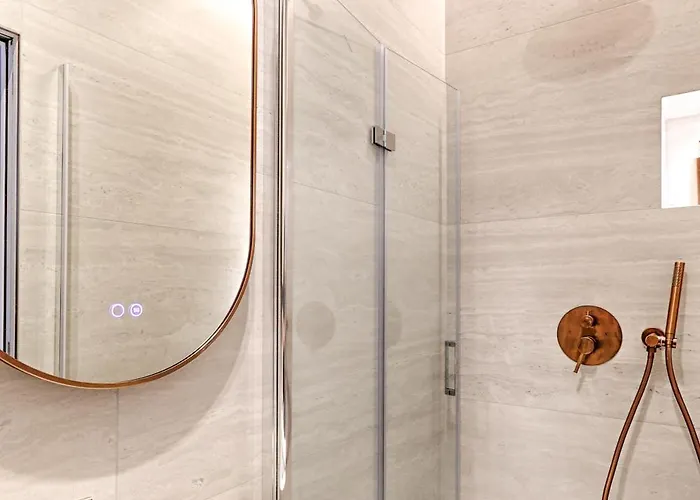 Luxury And Design Invalides